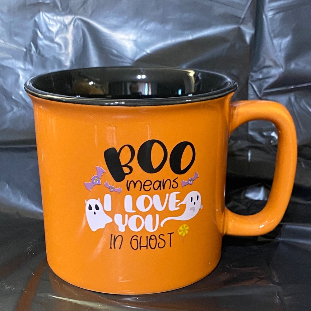 🛍️3/$10 🛍️ Halloween Mug with Ghost Design “ boo means I love you and ghost”